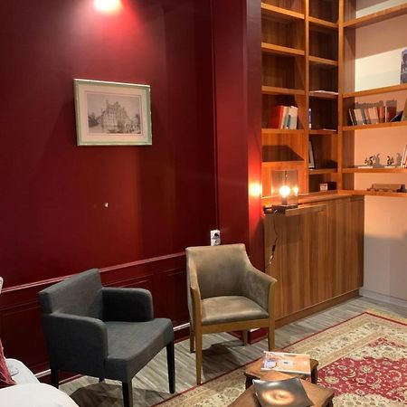 Au Pied Du Beffroy Apartment อาร์ราส ภายนอก รูปภาพ