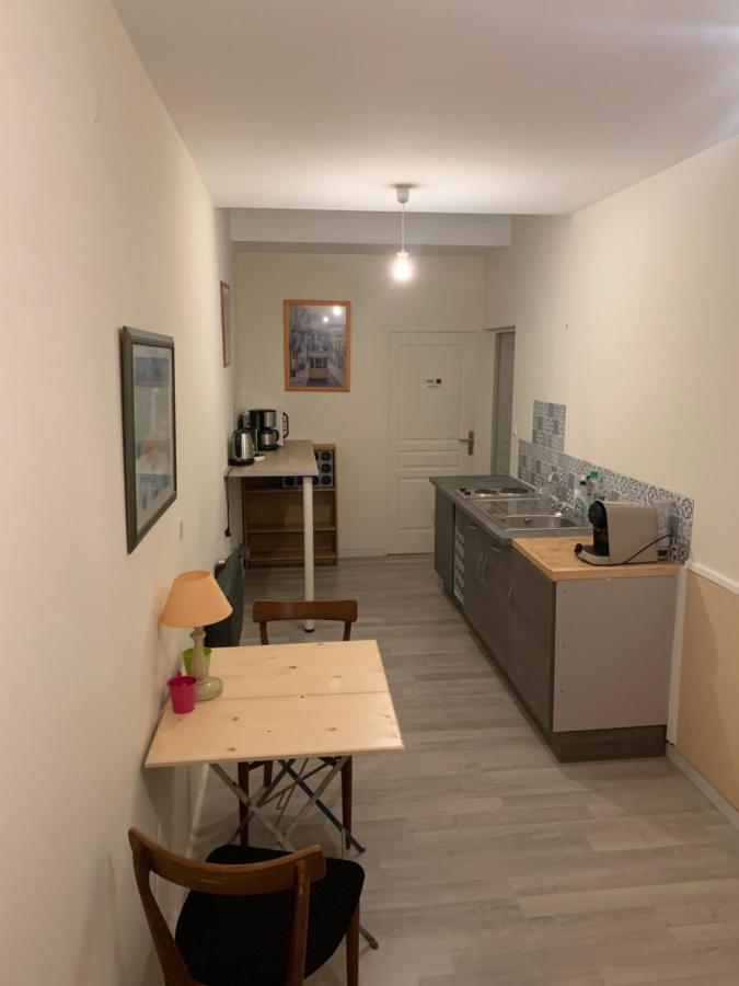 Au Pied Du Beffroy Apartment อาร์ราส ภายนอก รูปภาพ