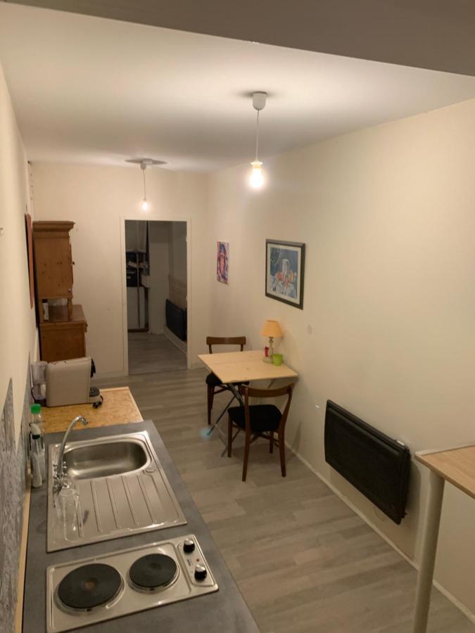 Au Pied Du Beffroy Apartment อาร์ราส ภายนอก รูปภาพ