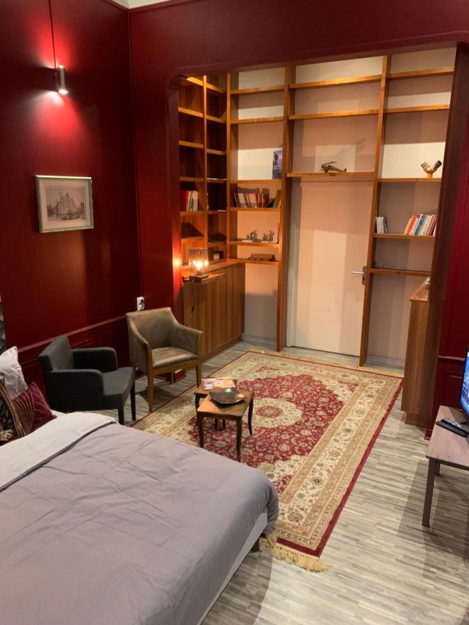 Au Pied Du Beffroy Apartment อาร์ราส ภายนอก รูปภาพ